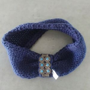 NWT VINTAGE LOOKING RHINESTONE, KNITTED HEAD WRAP. 1 SIZE. SO CUTE